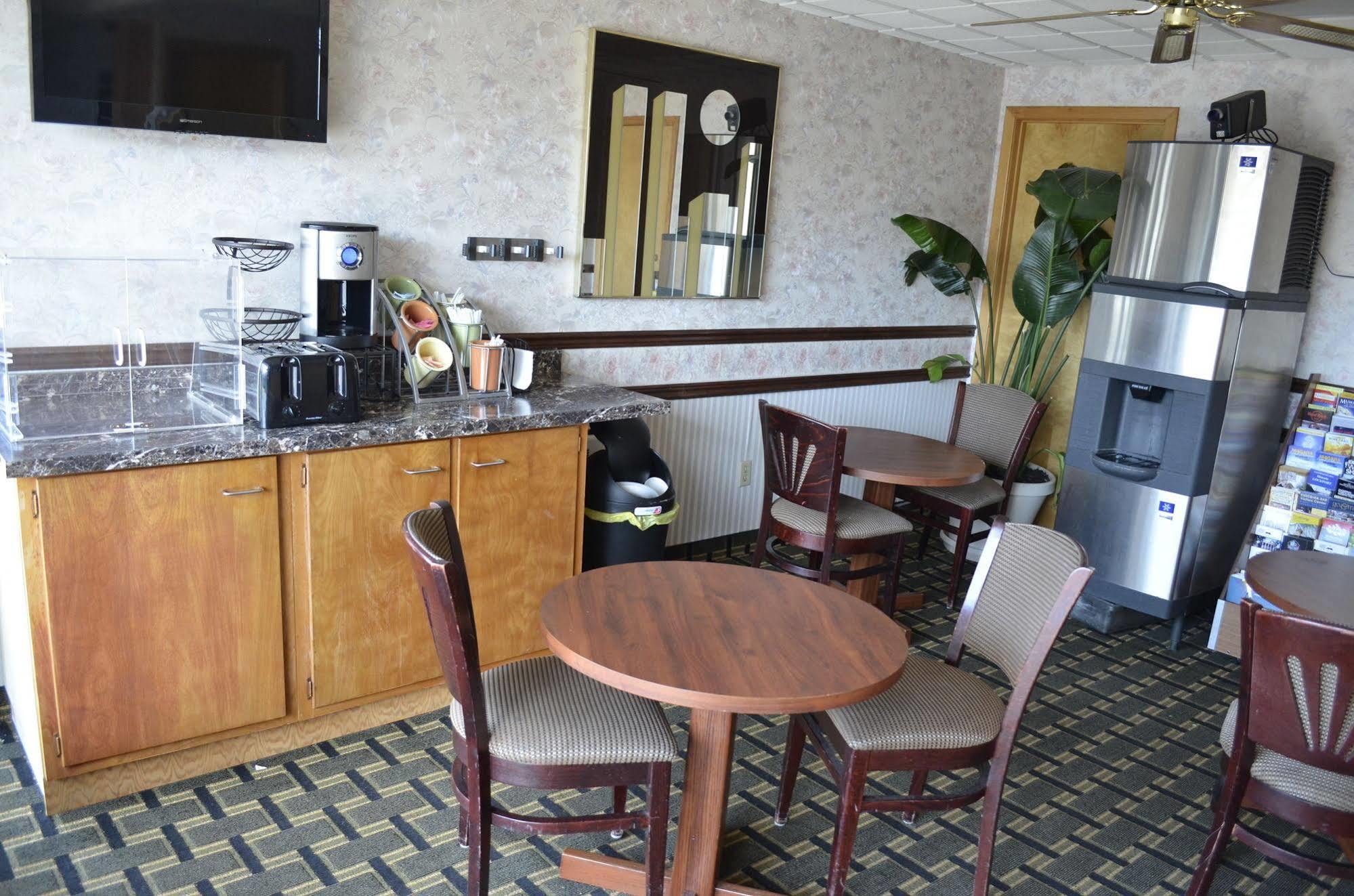 Budget Inn Williamsville Exteriér fotografie