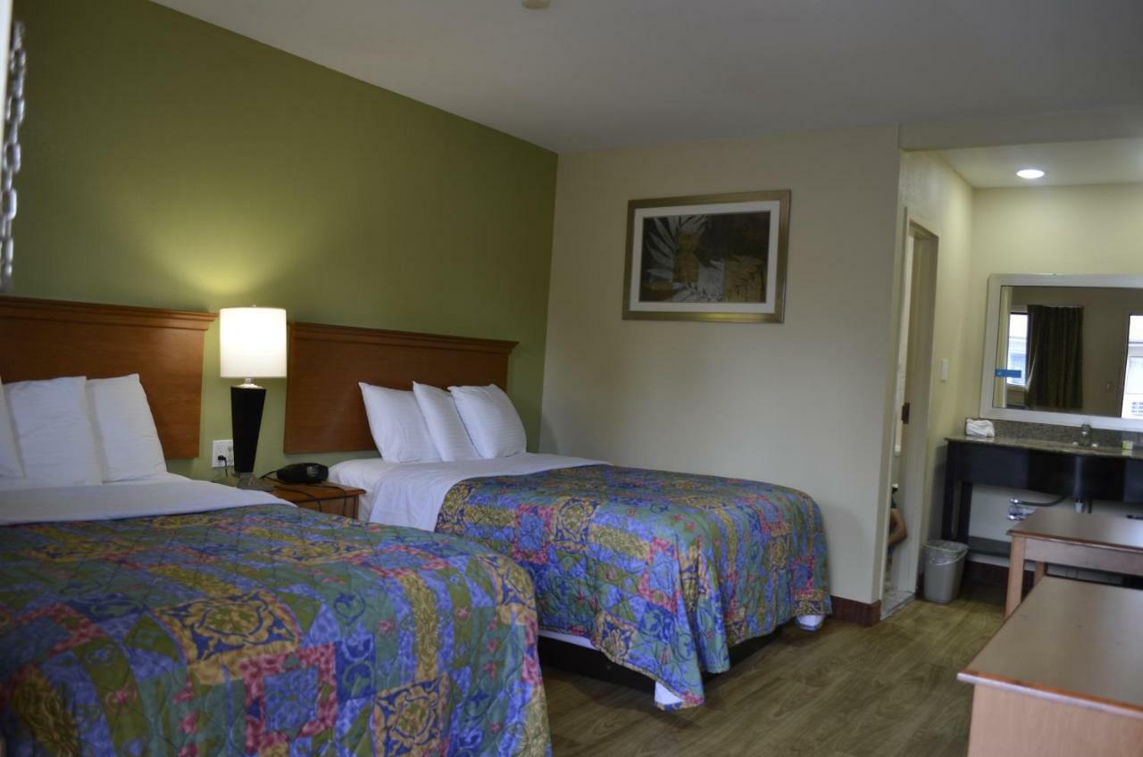 Budget Inn Williamsville Exteriér fotografie