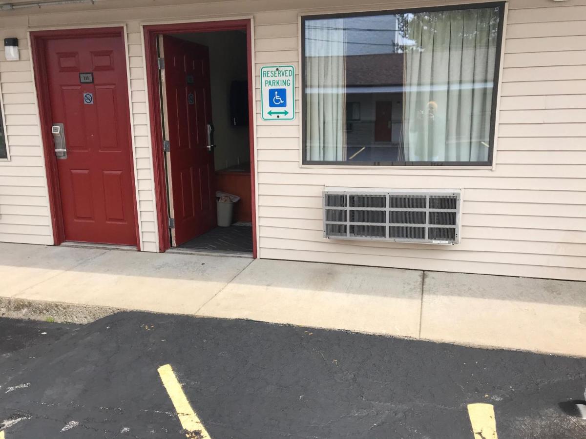 Budget Inn Williamsville Exteriér fotografie
